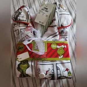 BNWT Kids Grinch flannel pajama set